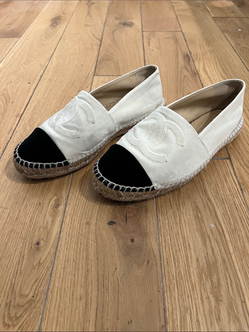 CHANEL Two-Tone Suede Espadrille Flats in Cream and Black